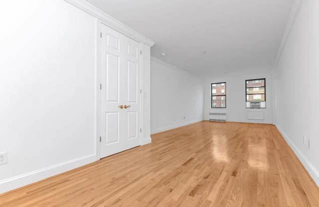 2294 Frederick Douglass Boulevard photos photos