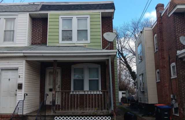 2309 Upland St Chester, PA 19142 photos photos