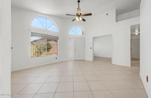 6836 S 18TH Street Gallery 3
