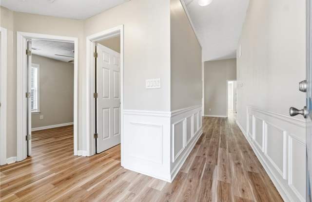 2335 Winthrope Way Drive Gallery 3