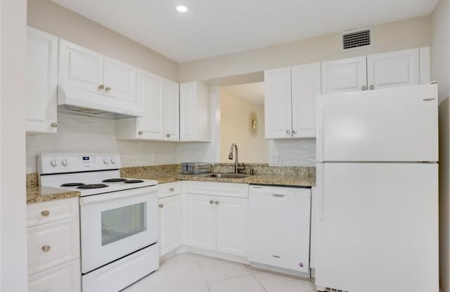 24 N Abbey Ln photos photos