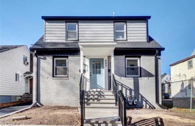 495 S Clinton St photos photos