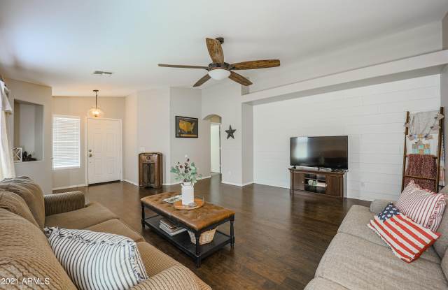 15150 W Woodlands Avenue Gallery 3