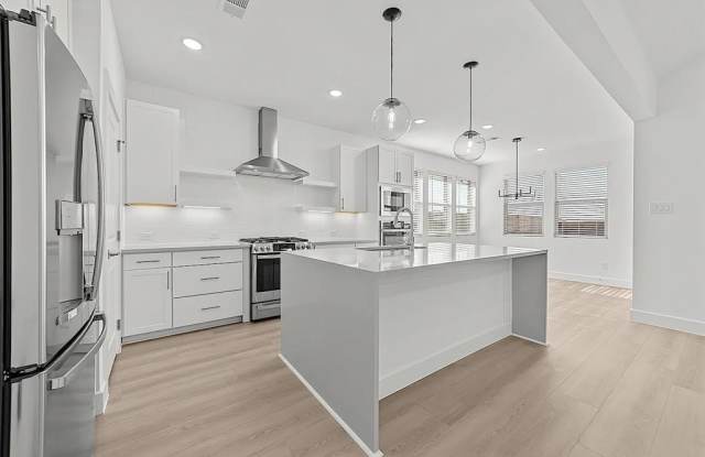 2031 Roaring Fork Drive photos photos 2031 Roaring Fork Drive photos photos