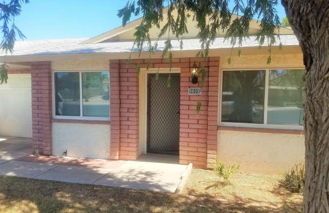 9609 W Cinnabar Avenue unit: Apt B photos photos