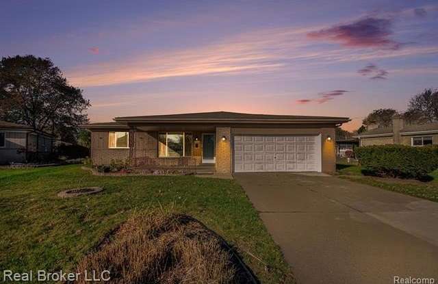 30221 MARROCCO Drive - 30221 Marrocco Drive, Warren, MI 48088