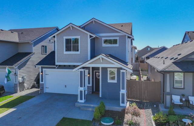 Beautiful 4 bedroom home photos photos