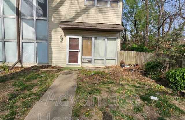 938 N 71st St photos photos