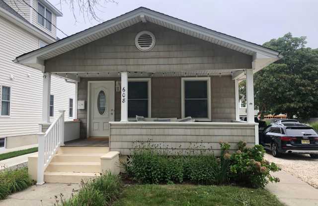 606 Brinley Avenue Gallery 2