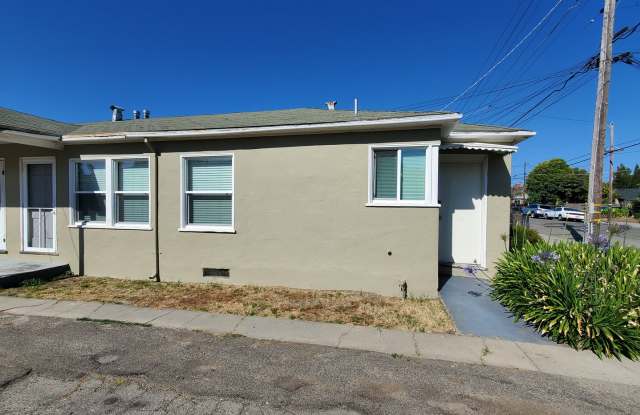 Newly Remodeled 1 Bedroom/1 Bath Near Mission Blvd. photos photos