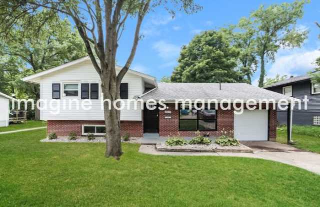 10699 Chelmsford Road photos photos