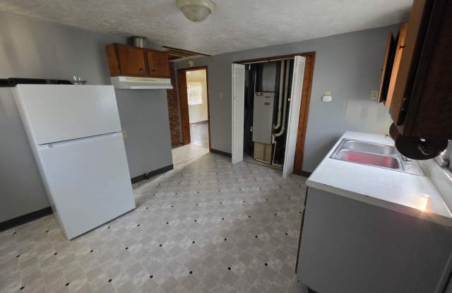2 bedroom, 1 bath house Gallery 4