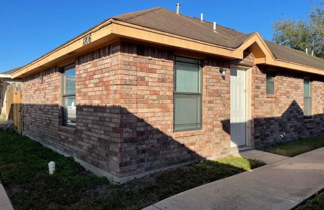 1806 South Ironwood Street - D photos photos