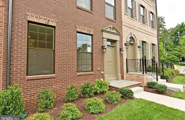 4404 FAIR LAKES Court Gallery 4
