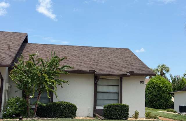 Cozy two bedroom condo, DeBary photos photos