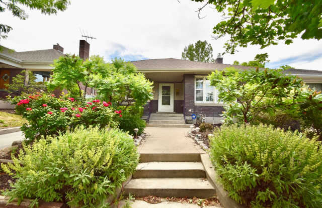 Newly Remodeled 4 Bedroom 2 Bath Home in Salt Lake City!! photos photos