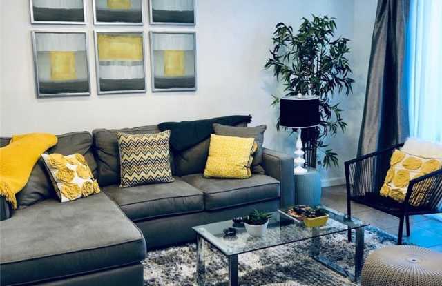 5604 Las Virgenes Road Gallery 3