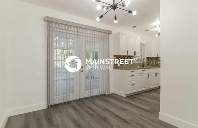 1435 Lark Court Gallery 4