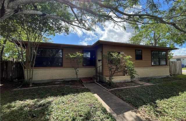 637 Pennington Drive photos photos