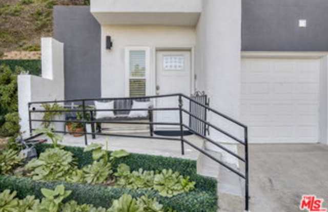 4110 Vanetta Place Gallery 3