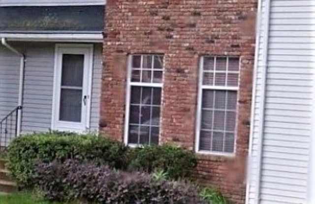 125 Selby Ct Gallery 2