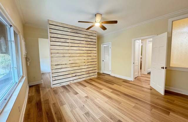 1435 Central Ave photos photos