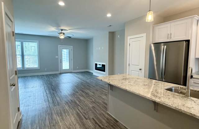 52 Cuddington Lane - 1 Gallery 4