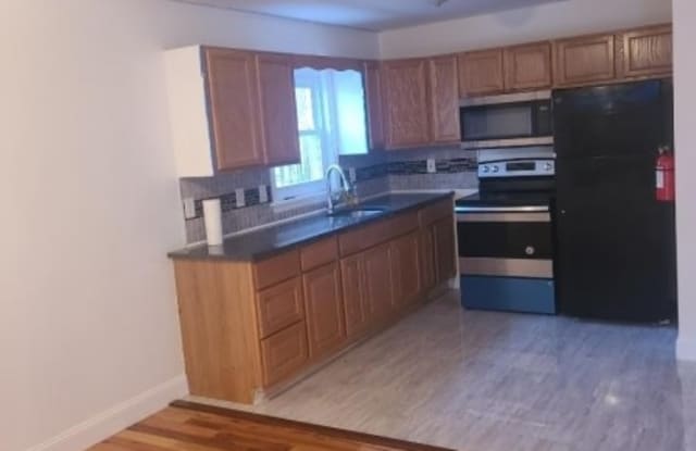 138 19Th Ave - 138 Nineteenth Ave, Irvington, NJ 07111