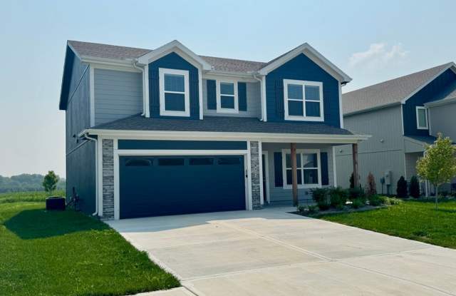 Four Bedrooms, Flexible Living Space, and a Convenient Chapman Farms Location Gallery 3