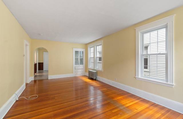9 Glover Street Gallery 3
