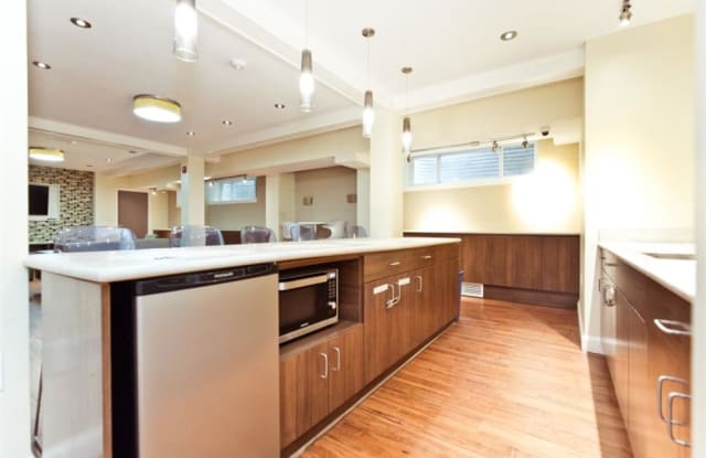 Serrano Apartments Gallery 4