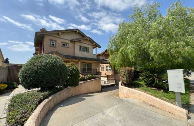 3 Bedroom, 3 Bathroom Luxury Townhouse with Attached 3-Car Garage photos photos