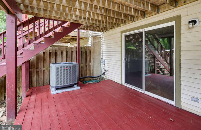 8867 WILLOWWOOD Way Gallery 4