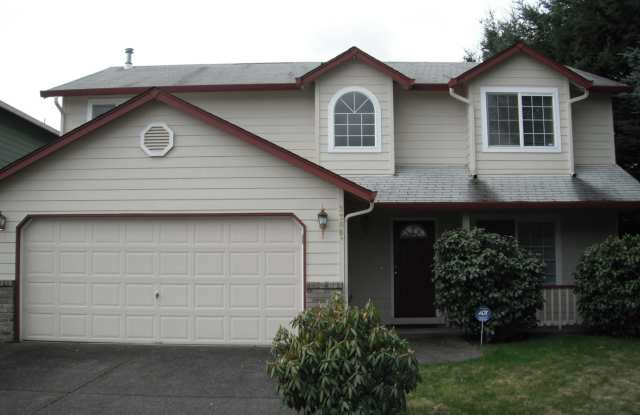 Spacious home and yard ready for you! photos photos
