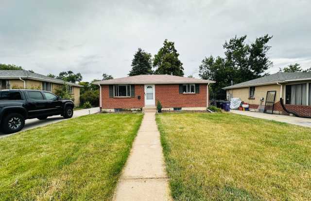 Ranch Style Home in Virginia Village with FINISHED BASEMENT and AMAZING OUTDOOR SPACE!!! photos photos