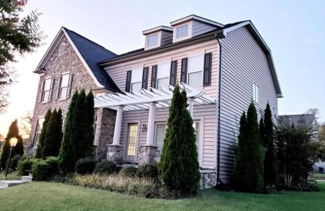2166 PORT POTOMAC AVENUE - 2166 Port Potomac Avenue, Neabsco, VA 22191