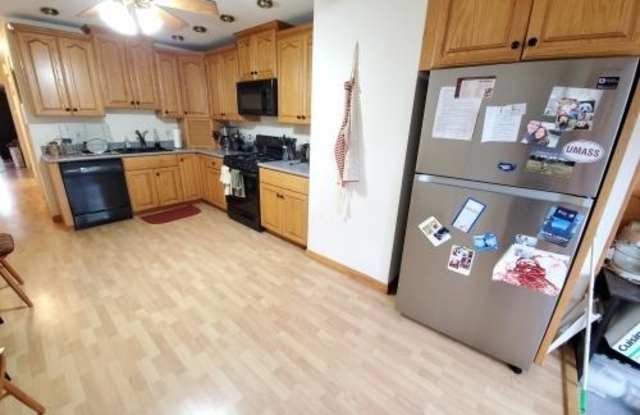 517 East 3rd St - 517 East Third Street, Boston, MA 02127