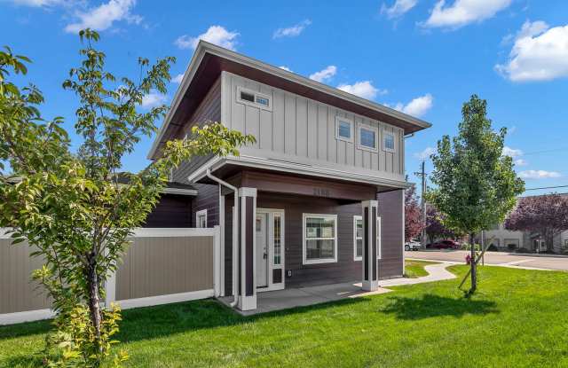 Introducing a Stunning 3 bedroom New Duplex! - Pets Welcome! photos photos