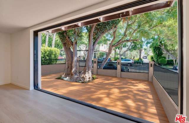 1223 Havenhurst Dr Gallery 4