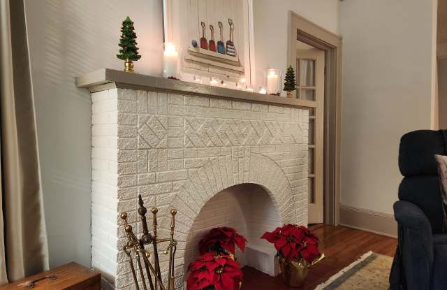 1302 East Victory Drive photos photos