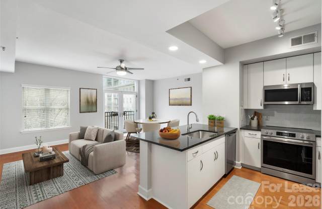 1320 Fillmore Avenue unit: 400 photos photos