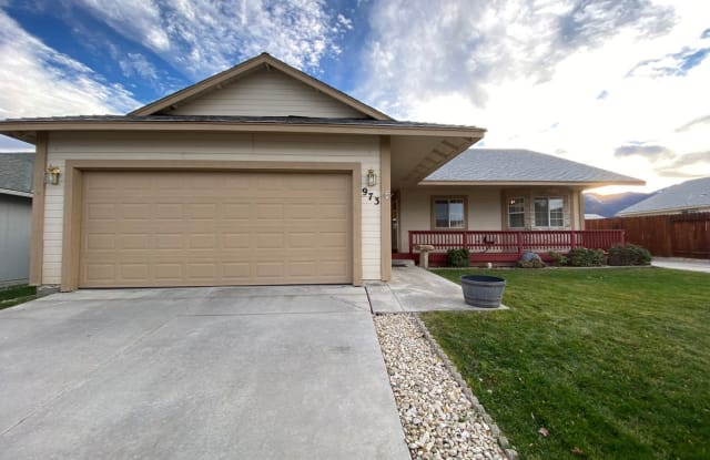 973 Hillside - 973 Hillside Drive, Indian Hills, NV 89705