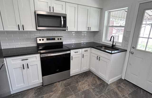 2019 Oregon Avenue photos photos