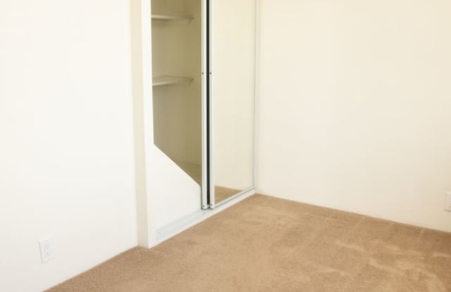 2 BR/ 1 Bath Low- rise Apartment photos photos 2 BR/ 1 Bath Low- rise Apartment photos photos