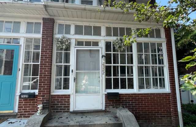 3 Bedroom Single Family Home Located in Harrisburg- Includes Bonus Room/Office! photos photos 3 Bedroom Single Family Home Located in Harrisburg- Includes Bonus Room/Office! photos photos