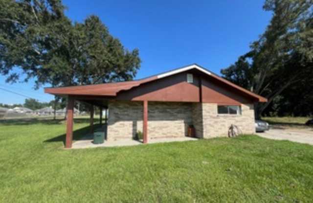 811 Lebesque Rd photos photos 811 Lebesque Rd photos photos