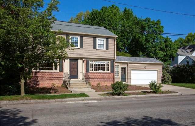 470 Elmgrove Avenue photos photos