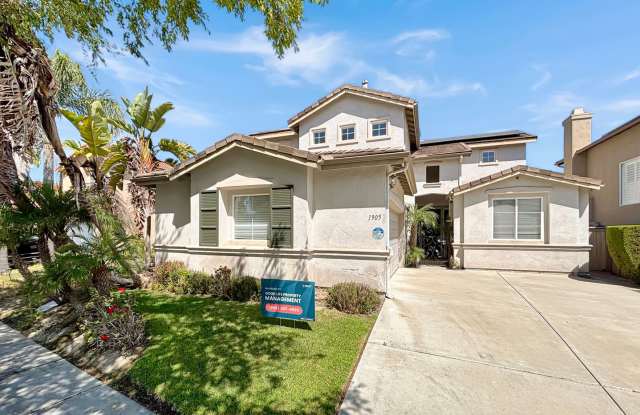Beautiful 5BD/3BA House in Otay Ranch W/ W/D, A/C, Large Grass Front/Backyard  Community Pool/Spa! photos photos
