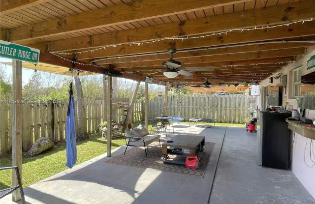 9810 SW 222nd Ter photos photos