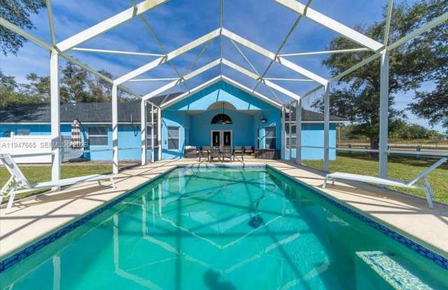 18 NW 144th Dr photos photos